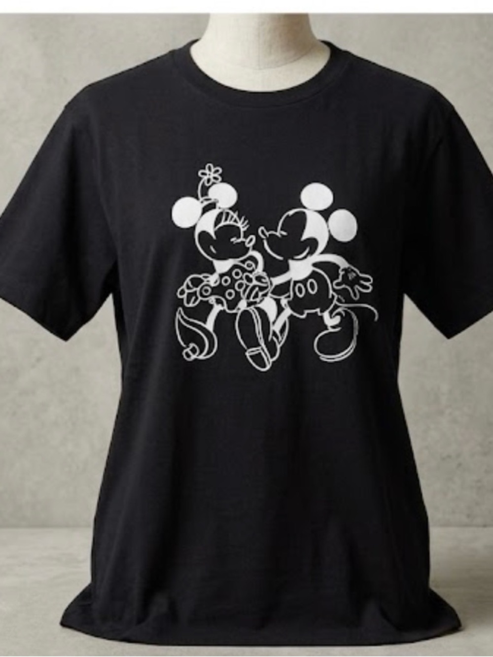 NWT uniqlo mickey and minnie  shirt